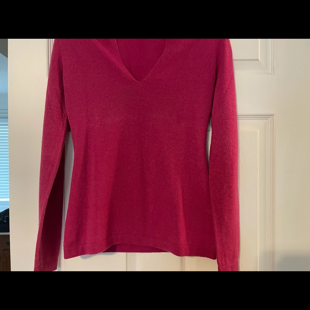 Banana Republic pink sweater - Picture 4 of 4
